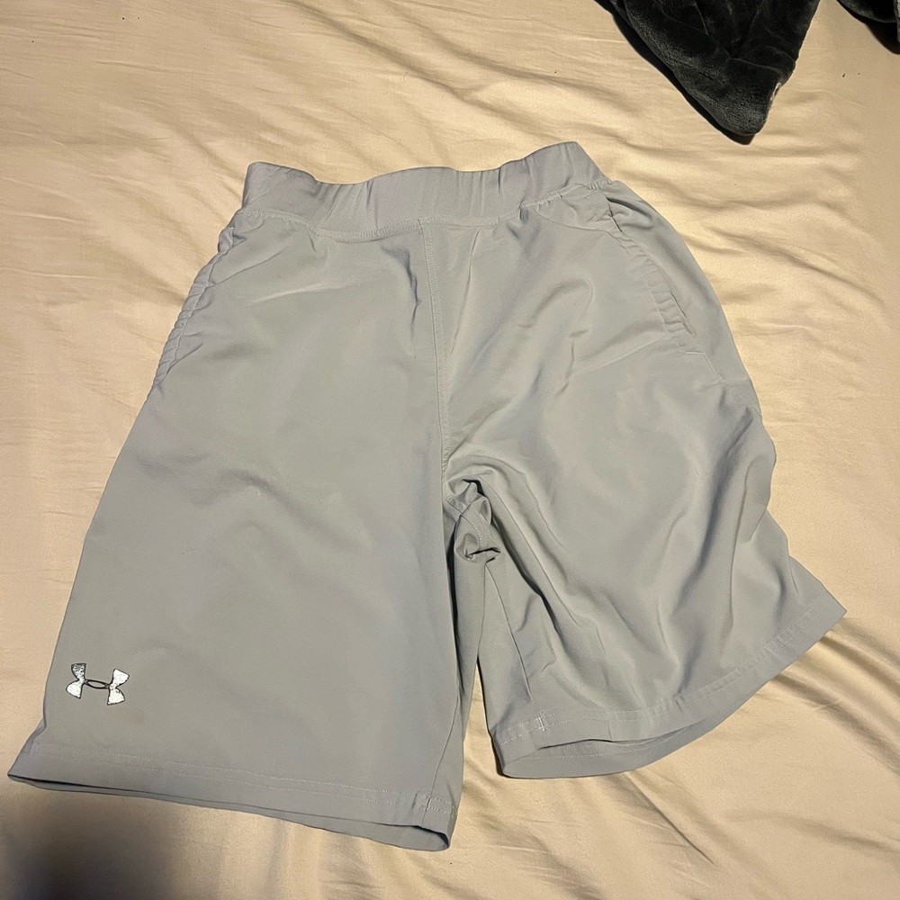 Under Armour Sliver/White Athletic Short Size M. Lightly Used. Great condition